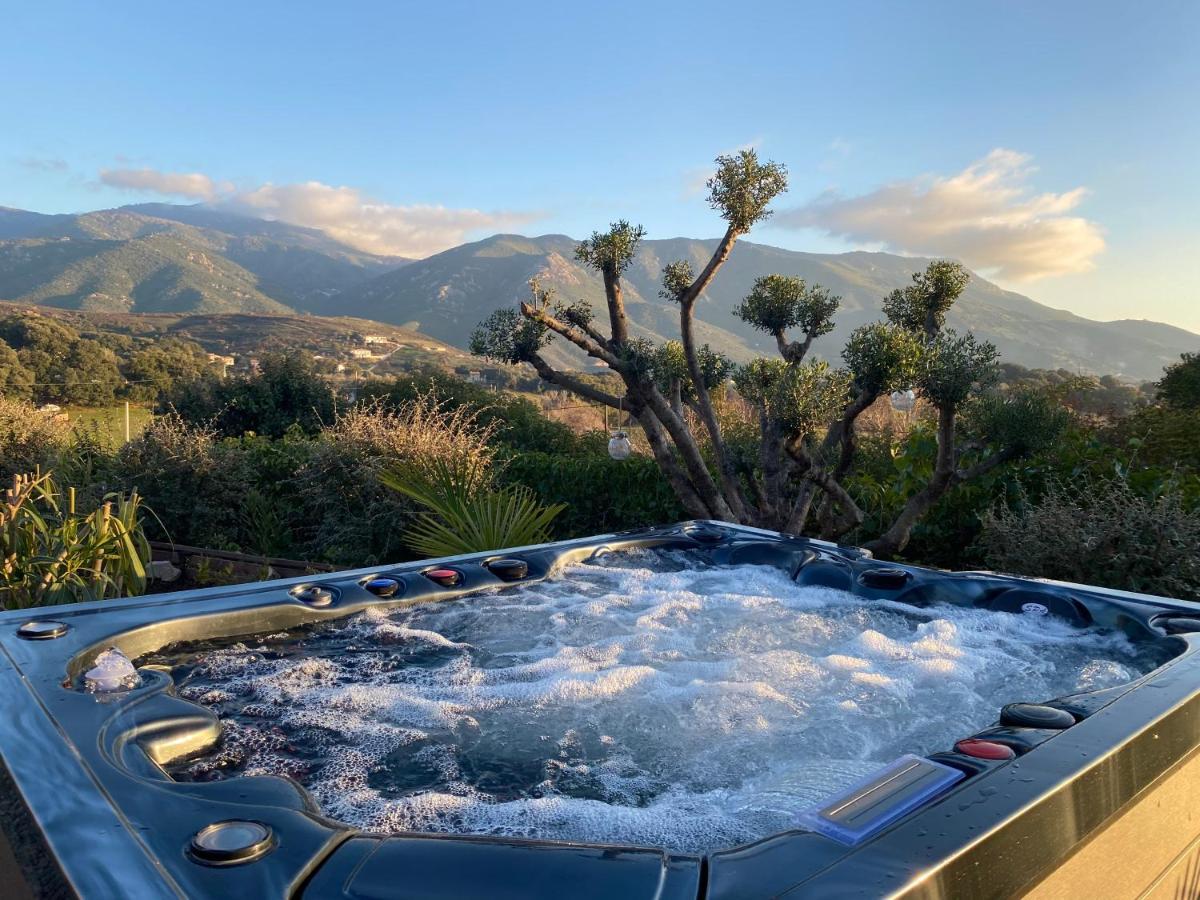 Villa Ghjuvan - Sea, Mountain & Spa Peri エクステリア 写真